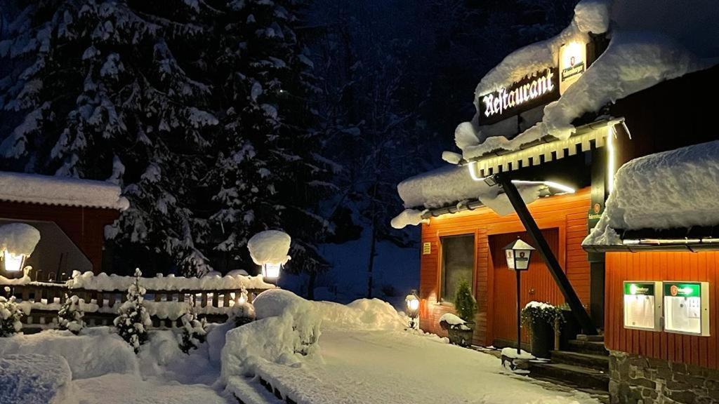 Gasthof Paluda - Pizzeria Dalaas Exterior photo